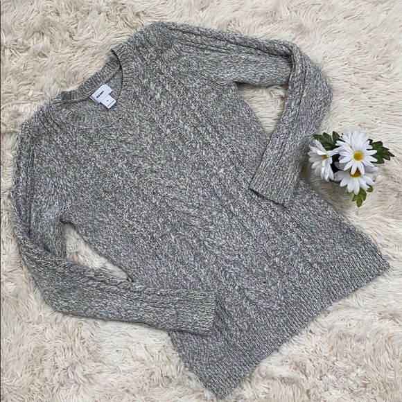 Old Navy Sweaters - Old Navy Sweater 💗 Gray Multi Flecks